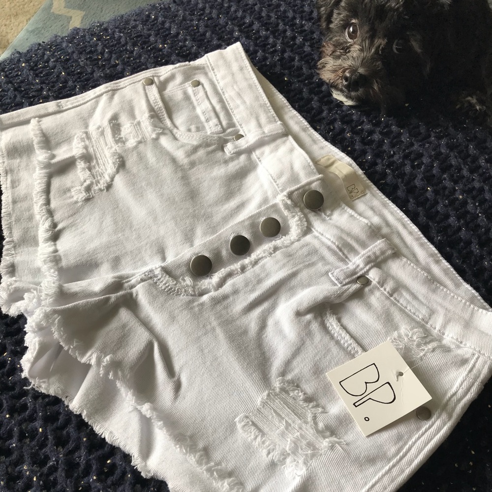 ✨SHORTS✨ - Picture 2 of 5